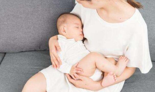 哺乳期乳房保护.jpg 哺乳期乳房保护.jpg